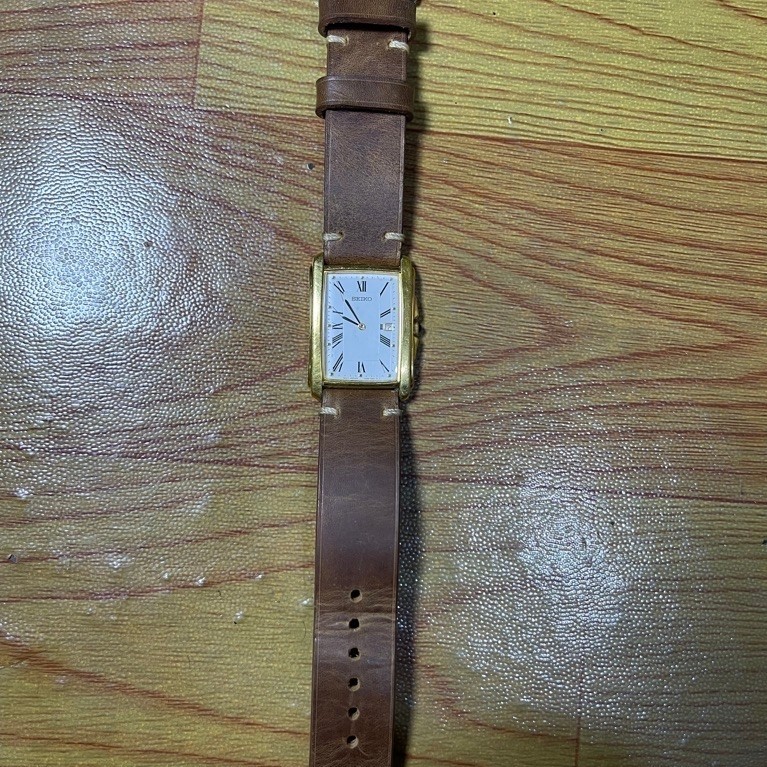 JAM SECOND SEIKO TANK VINTAGE LAPISAN EMAS