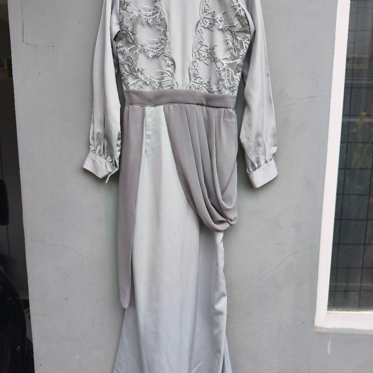 DRESS GAUN KEBAYA BRIDESMAID WEDDING WISUDA HIJAB FRIENDLY BEKAS SECOND PRELOVED