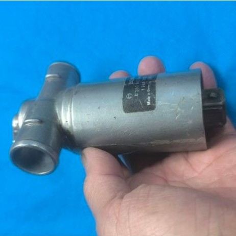 Part BMW Orisinil ( TESTER PART ) T-shape idle regulating valve BMW E36

Part number: 13411744713 Ty