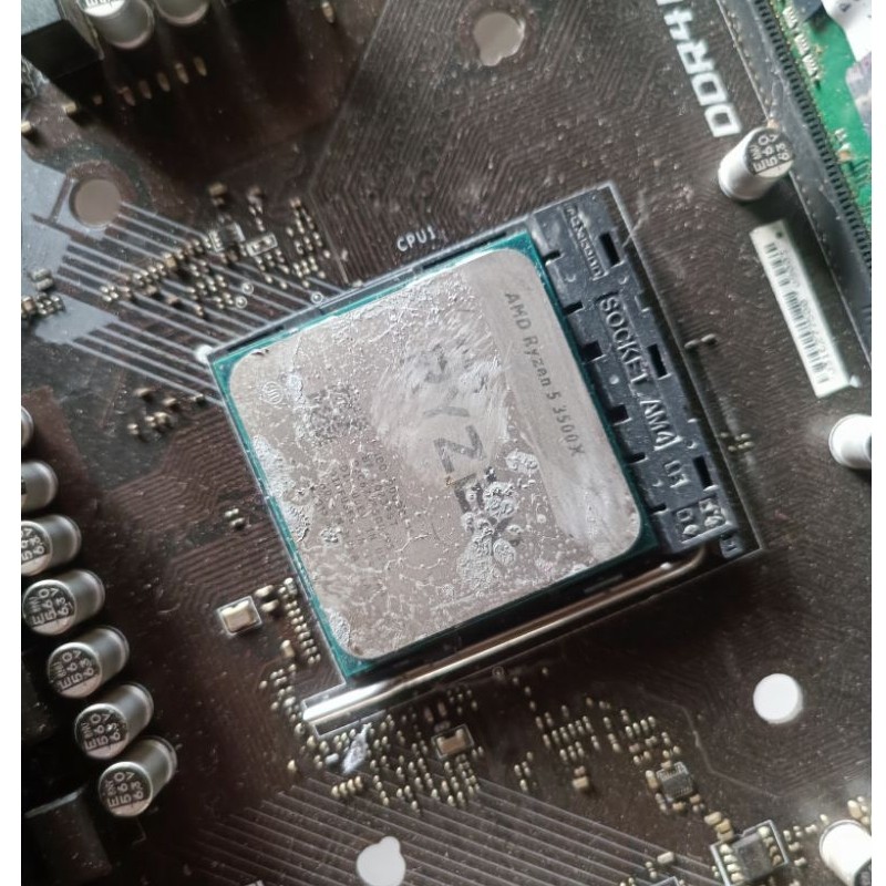 prosesor amd ryzen 5 3500x soket am4