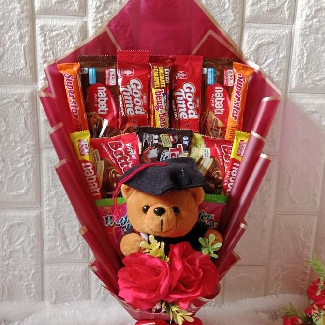 

TERMURAH - BUCKET Snack+boneka+bunga (bisa di custem juga sesuai selera)wisuda