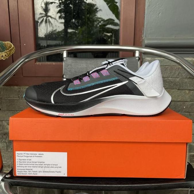 Sepatu Lari Nike Zoom Pegasus 38 Flyease Black White Original Resmi