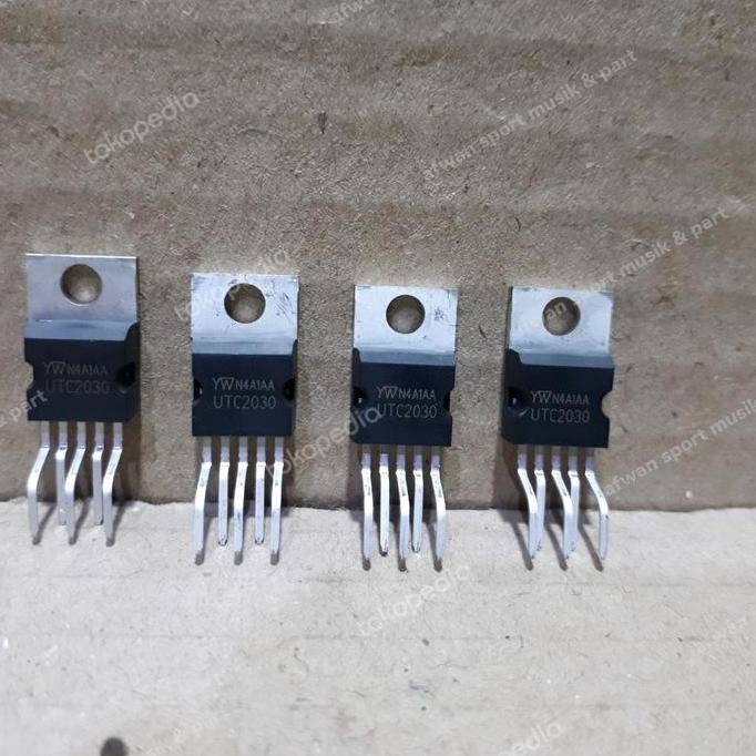 IC TDA 2030 /UTC 2030 .