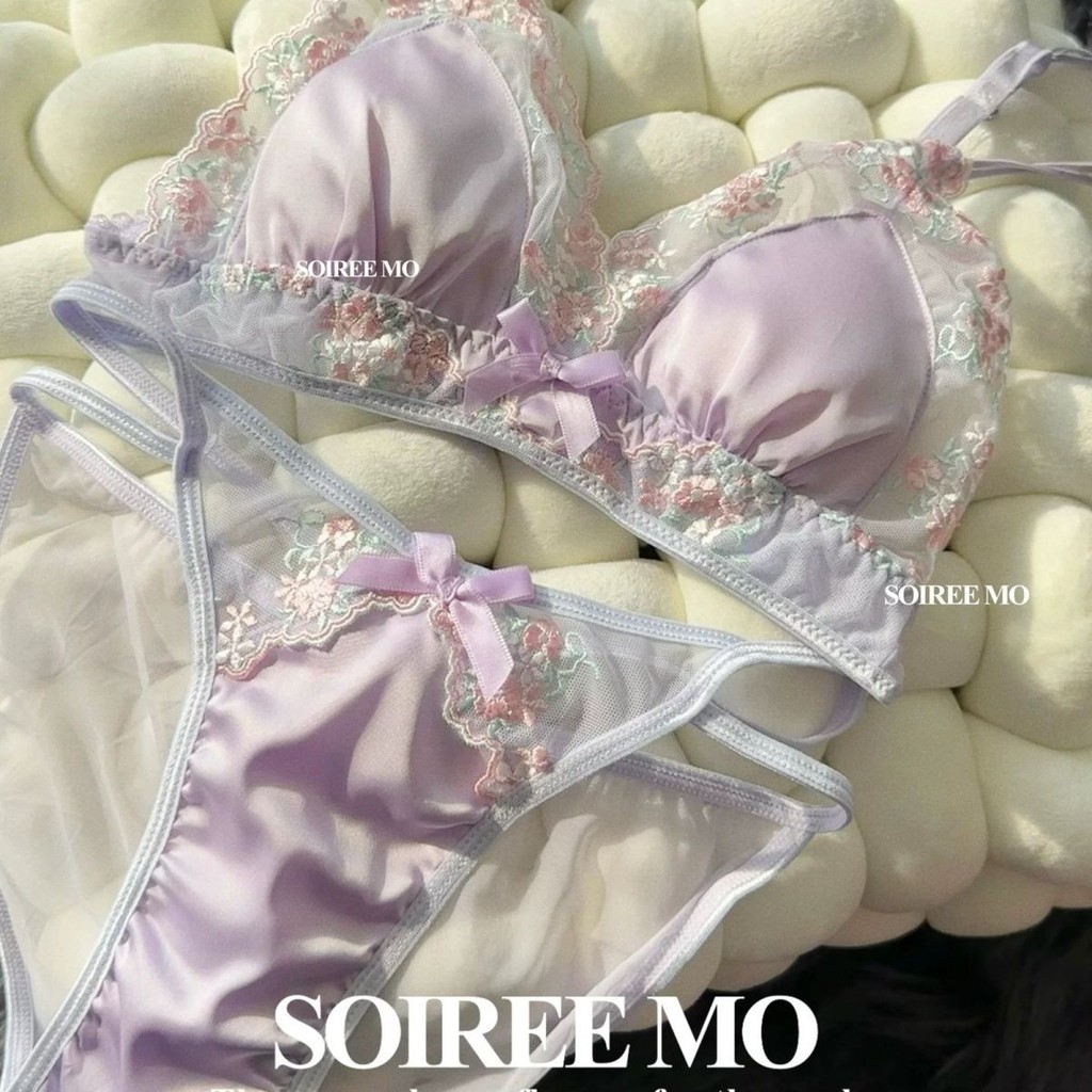 [Yunrouju]Set bra tipis tanpa kawat dengan jahitan satin bermotif bunga yang nyaman