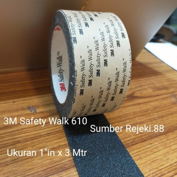 

Anti Slip 3M Safety Walk 610 Hitam 2,5cm x 3.Mtr / Lakban 610 Isolasi FT