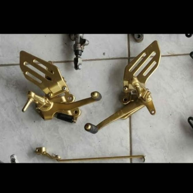 footstep r15 v2 pnp vixion underbone vixion Original