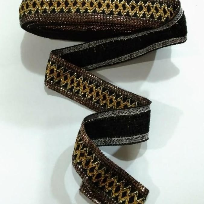 

!!!!!!] Renda Gamis JR Motif Silang Warna Coklat Tua (15 yards) Aksesoris