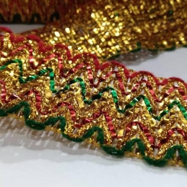 

^%^%^%^%] Renda India Emas Motif Zig Zag Merah Hijau (Lebar 4,5 cm - Panjang 17 Yard)