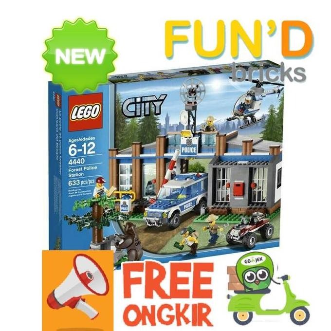 LEGO 4440 :THE FOREST POLICE STATION