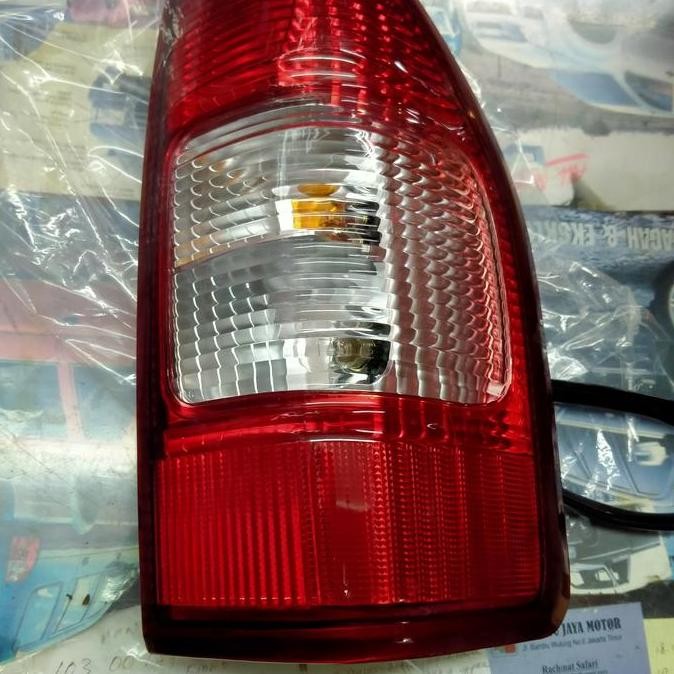lampu stop isuzu Dmax 4jhi