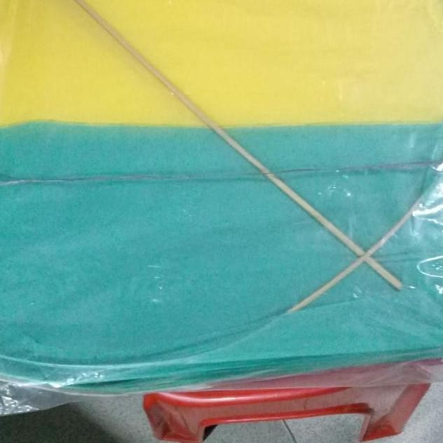 mainan layang layang-layang kertas minyak layangan medan