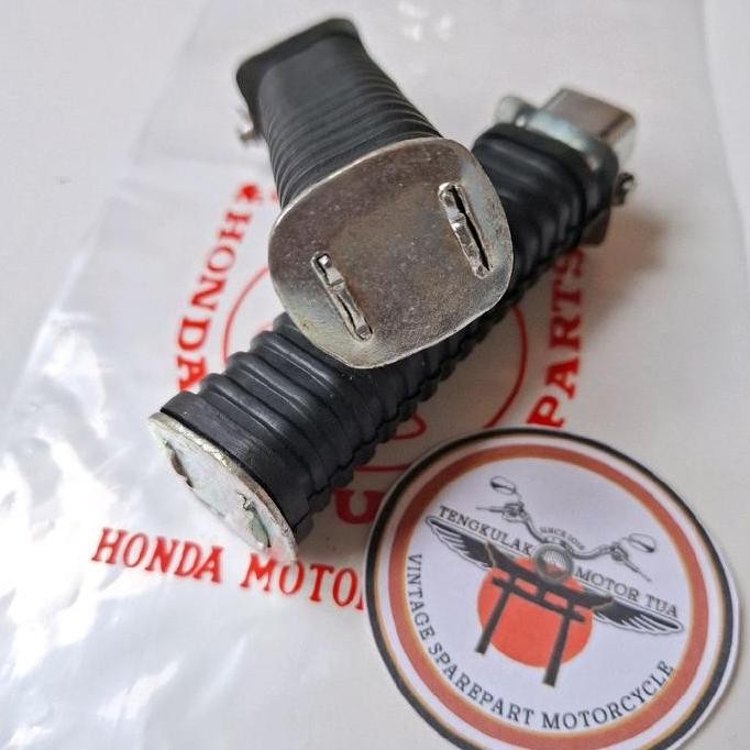 step footstep bustep kotak belakang NOS cb100 cb125 s90 s90z BARU