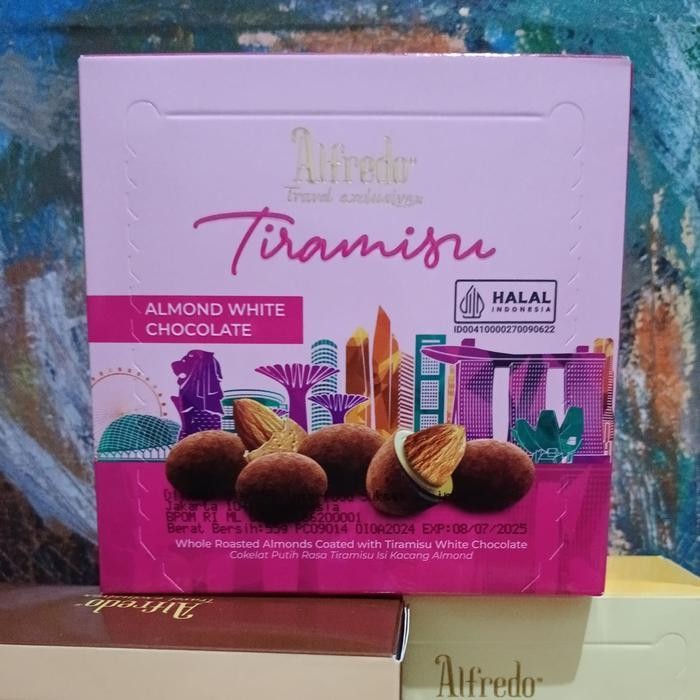 

ES Alfredo Tiramisu box Almond Coklat 150gr