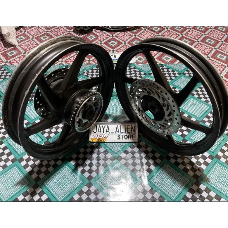 Velg Honda New Megapro Mono Set Depan Belakang  Ori Copotan