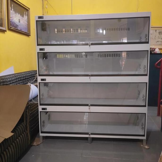 Kandang Reptil Terarium 4 Susun