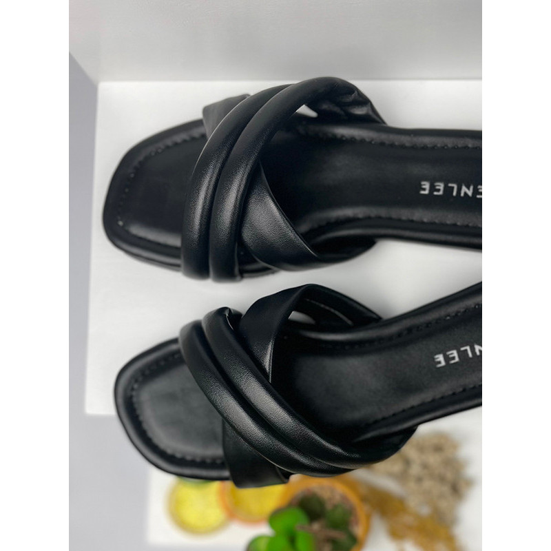 Sandal Wanita Flat Teplek Korea Empuk Sol Karet Avenlee Cheery