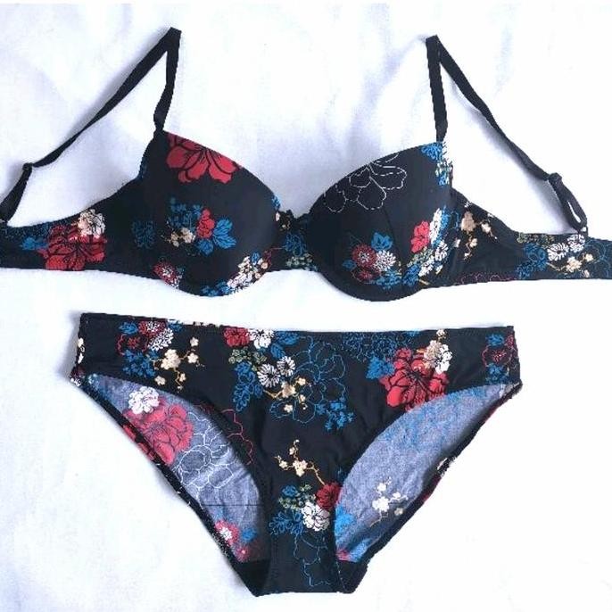 BRA SET RHETO FLOWER (VICTORIA SECRET MARKS SPENCER LASENZA LULUDI VS