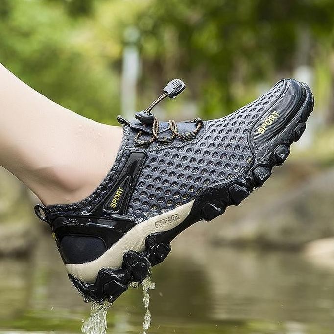 Sepatu Pria Hiking Slip On Sepatu Gunung Pria Outdoor Anti Slip Mh205