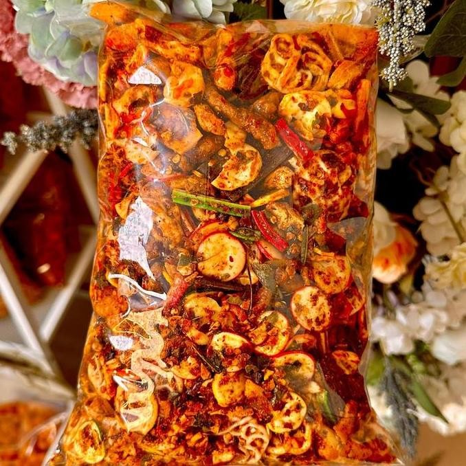 

New Kerupuk Kering Campur/Mix 500GR Seblak dengan Jengkol, Beton, Pedo, Basreng, dan Sebring Kerupuk Bawang - Snacks, Food