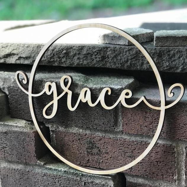 Custom Nama Kayu Bulat Hiasan Dinding Kayu