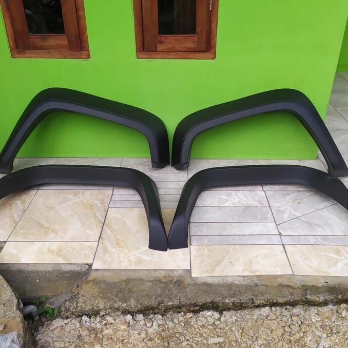 Fender Feroza, Taft GT, Rocky (independen) Model BOri