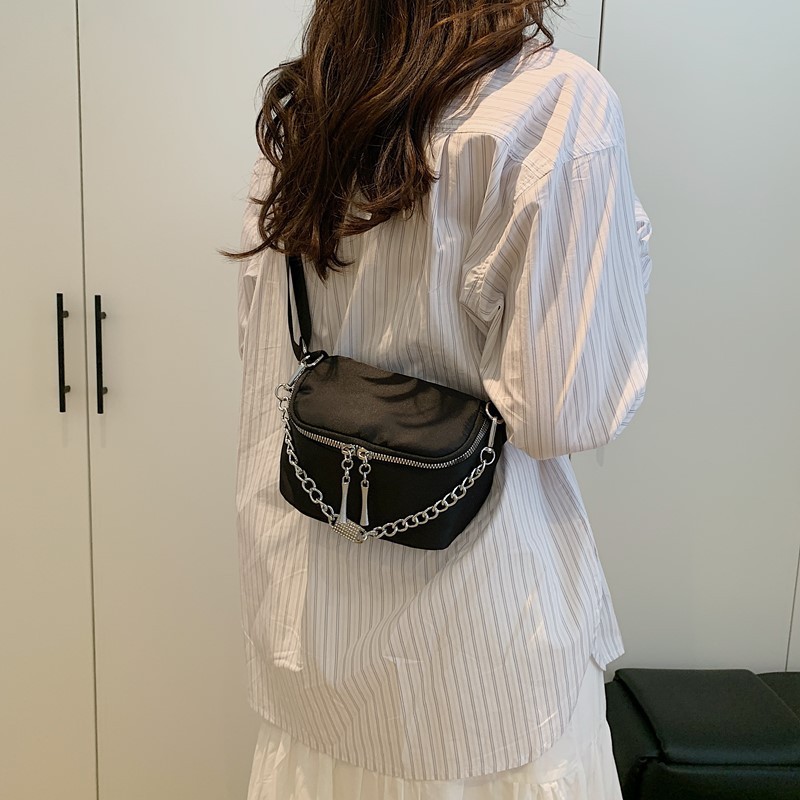 【Bintang Kota】【COD】Tas selempang bahu wanita mewah ringan, tas dada rantai, tas persegi kecil modis