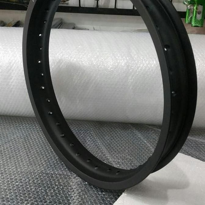 PELEK ROSSI WM UKURAN 250 RING 19 WARNA HITAM