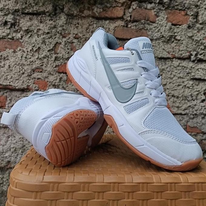 Sepatu Tenis Pria Sol Karet Mentah Warna Putih Lis Abu