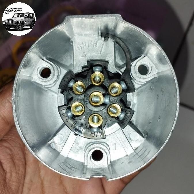 Soket Anhang Trailer 7Pin 12V