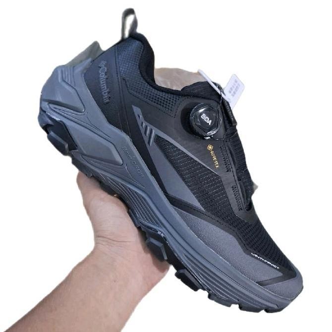 Sepatu Tracking Colombia Boa Original