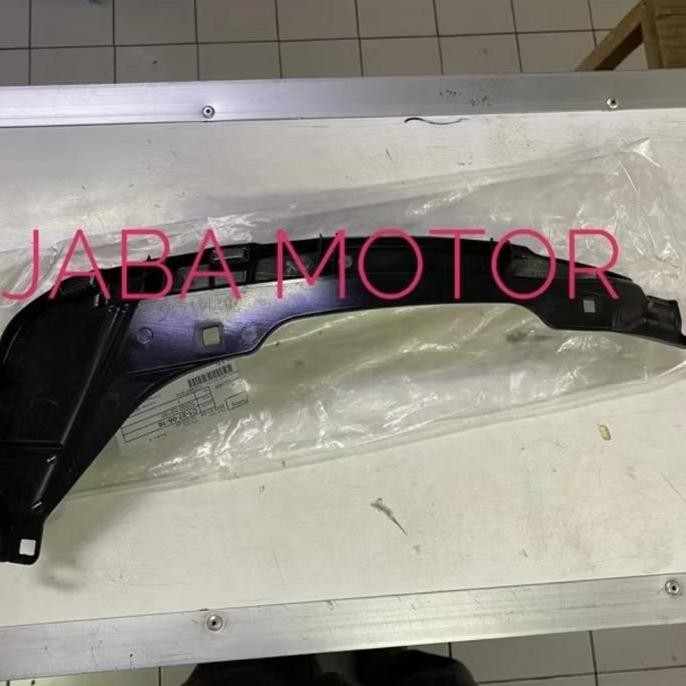 Liner Fender Belakang Corolla Altis 2008-2013 Original
