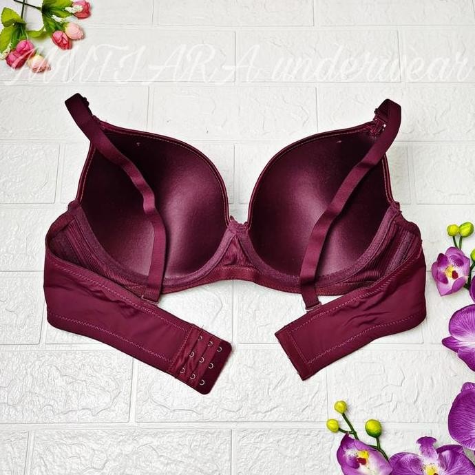 Bra Cup D Tally 322 Ukuran 38-44 Pakai Kawat Kait 3 Busa Tipis Jumbo