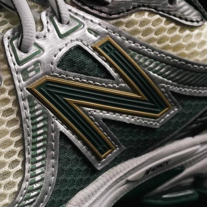 New Balance 860V2 Aime Green (100% Authentic)