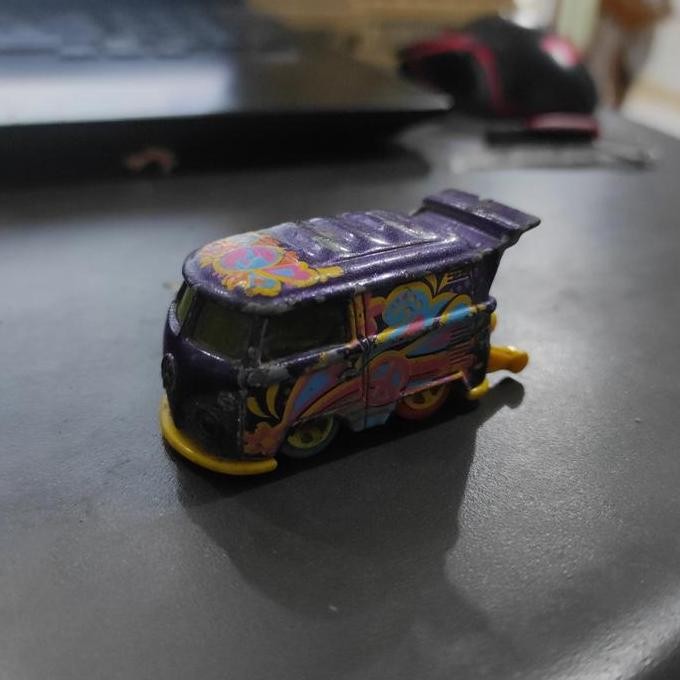 hot wheels kool Kombi ungu