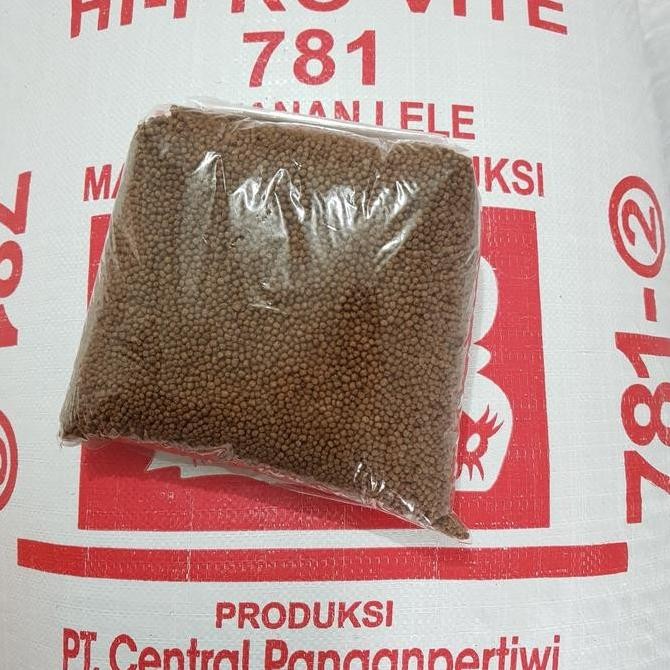 781 2mm Pakan Ikan Lele Hi-Pro-Vite Phokpand (Karung)