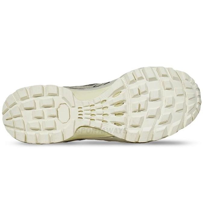 Sepatu Running 910 Yuza Original