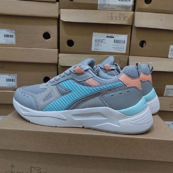 Sepatu Diadora Marco Running Original Wanita - Grey