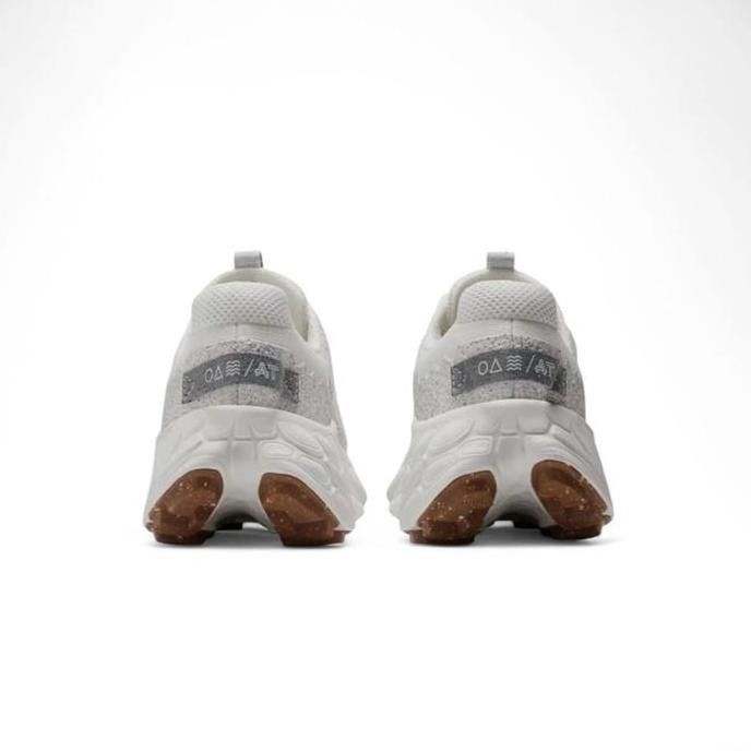 Sepatu New Balance Fresh Foam X More Trail V3 White Running Shoes
