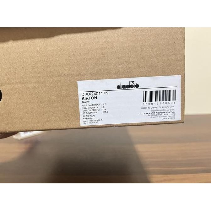 Sepatu Olahraga Casual Pria Diadora Kirton Navy Blue Original