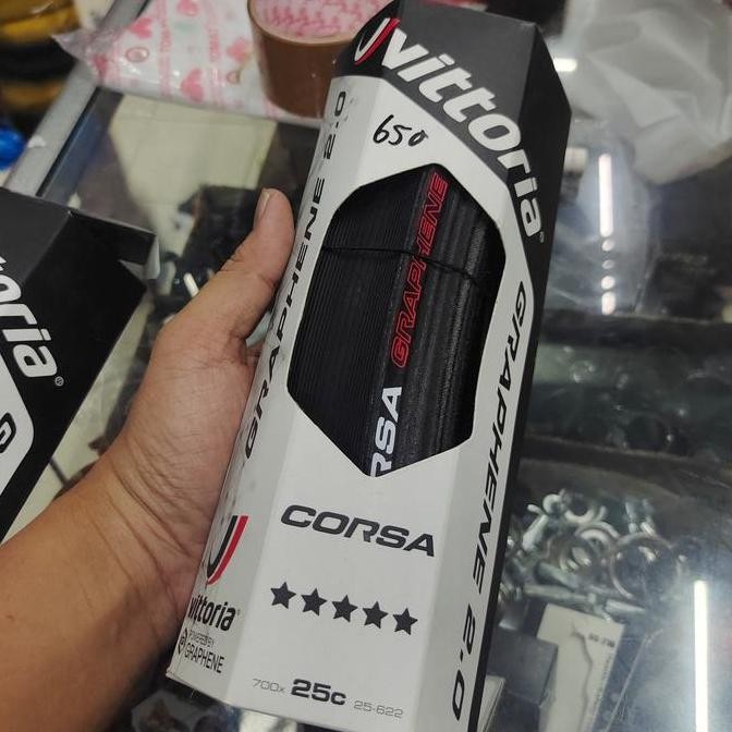 Vittoria Corsa 700x25C - Full Black Ban Luar VITTORIA Corsa GRAPHENE 2