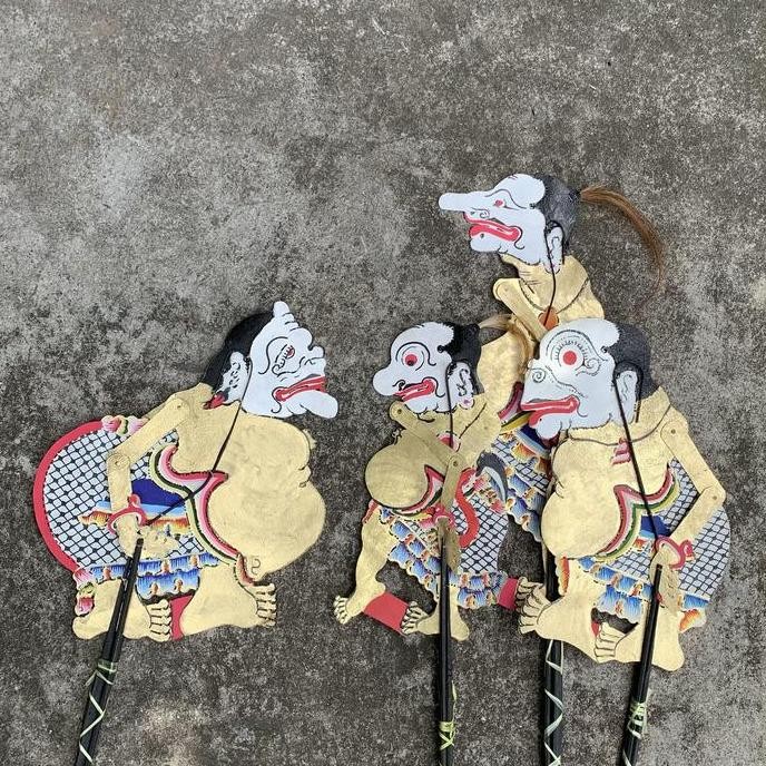 Wayang Kulit Punokawan 1 Set Warna Emas (LEBIH HEMAT) TEB