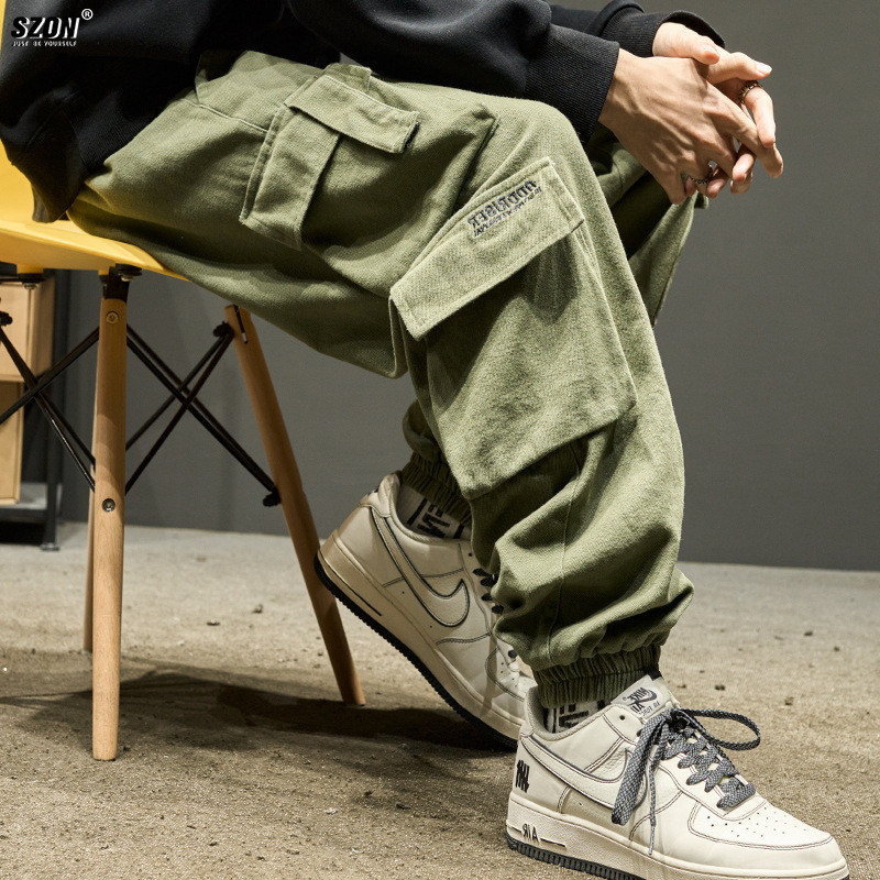 Celana Cargo Pria Gaya Amerika Longgar Santai Multi-Saku Celana Jogger Hijau Tentara