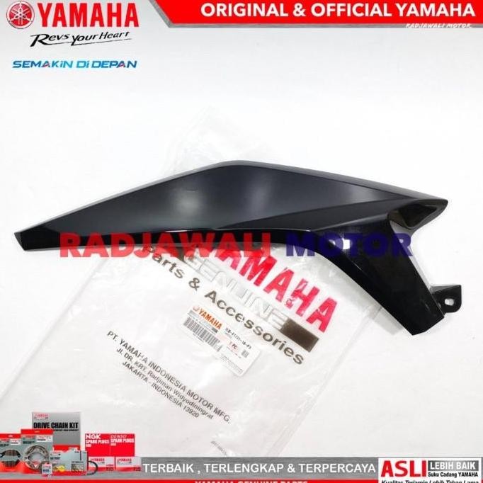 Cover Sambungan Body Belakang Hitam Xeon Rc Asli Original Yamaha