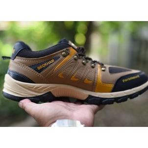 HOT PRODUCT Sepatu Hiking, Trekking, Outdoor, Adventure PRIA / WANITA Beckham Paramount Low