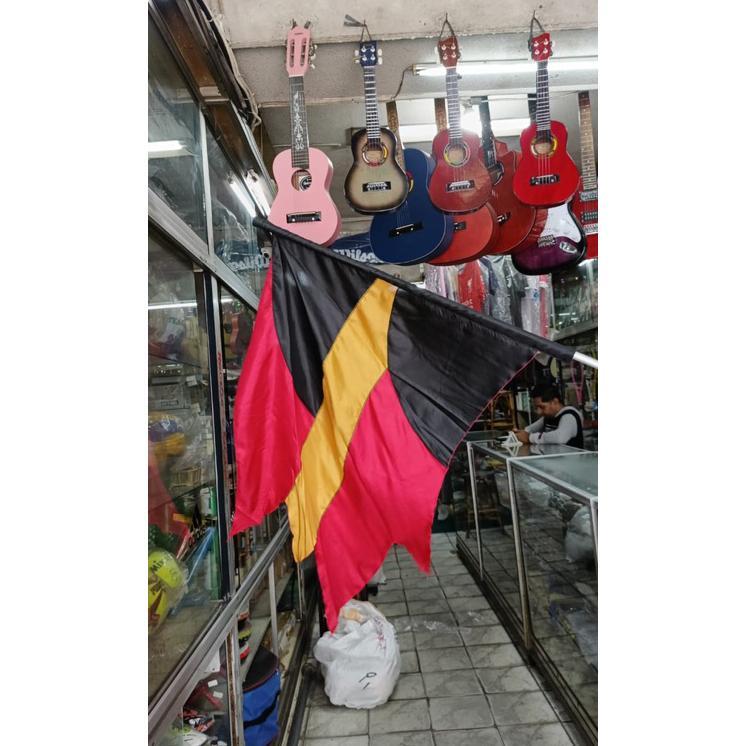 Bendera Marching Band Musik Marcing Flag Stik Mayoret
