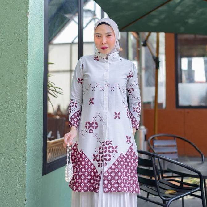 Oioioi- Batik Ravindra Tunik Batik Ghania Lengan Panjang Kancing Depan