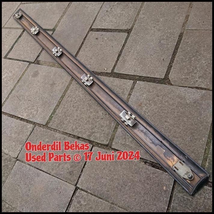 DISKON LIST BODY PINTU KANAN DEPAN FR MERCEDES BENZ W202 GEN 1 