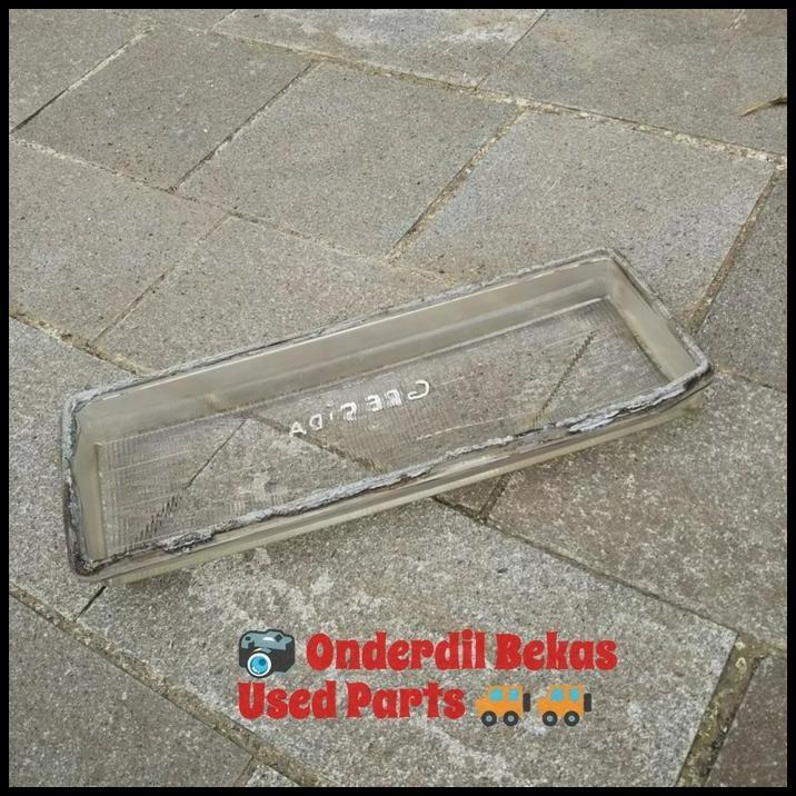 DISKON KACA LAMPU KANAN RH TOYOTA CRESSIDA