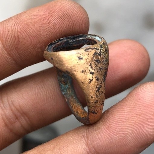 Emban cincin padi emas jaman dulu