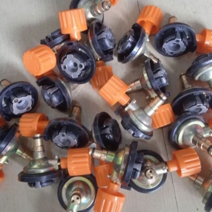 Alat isi ulang Gas portabel kran orange
